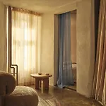 Noura Residency Ii 아파트